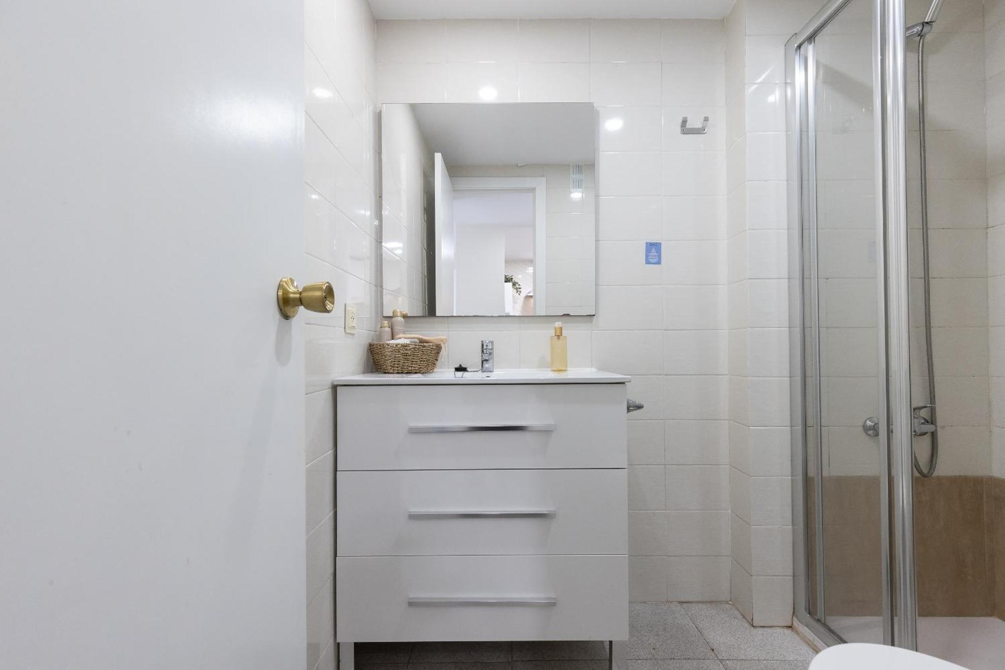 Uhc Ruisenores Apartment *