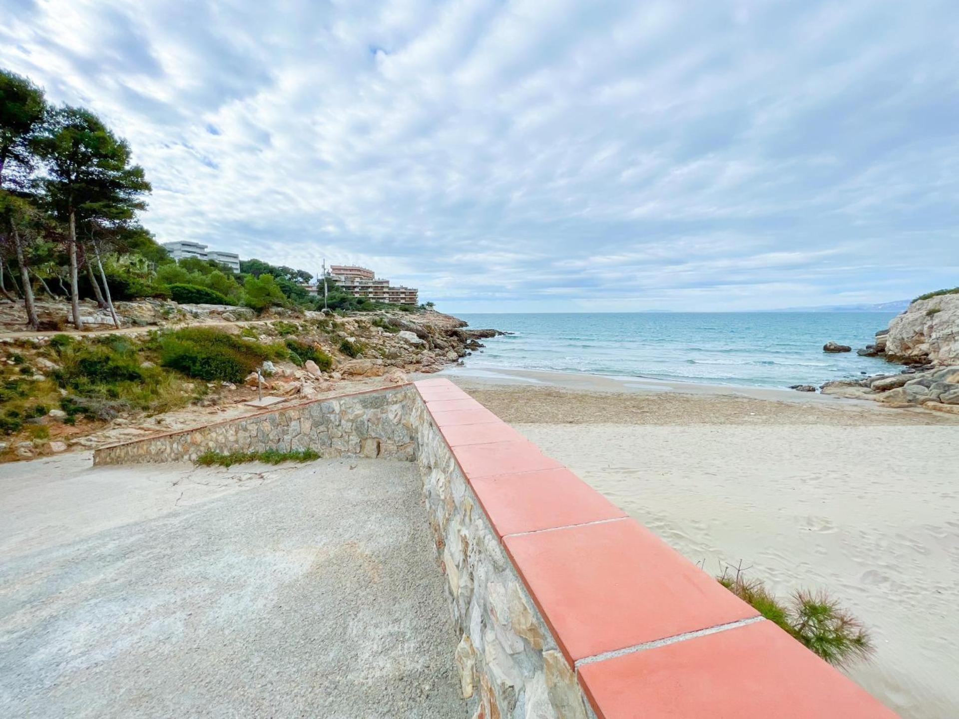 Apartment Cap Salacia Front New