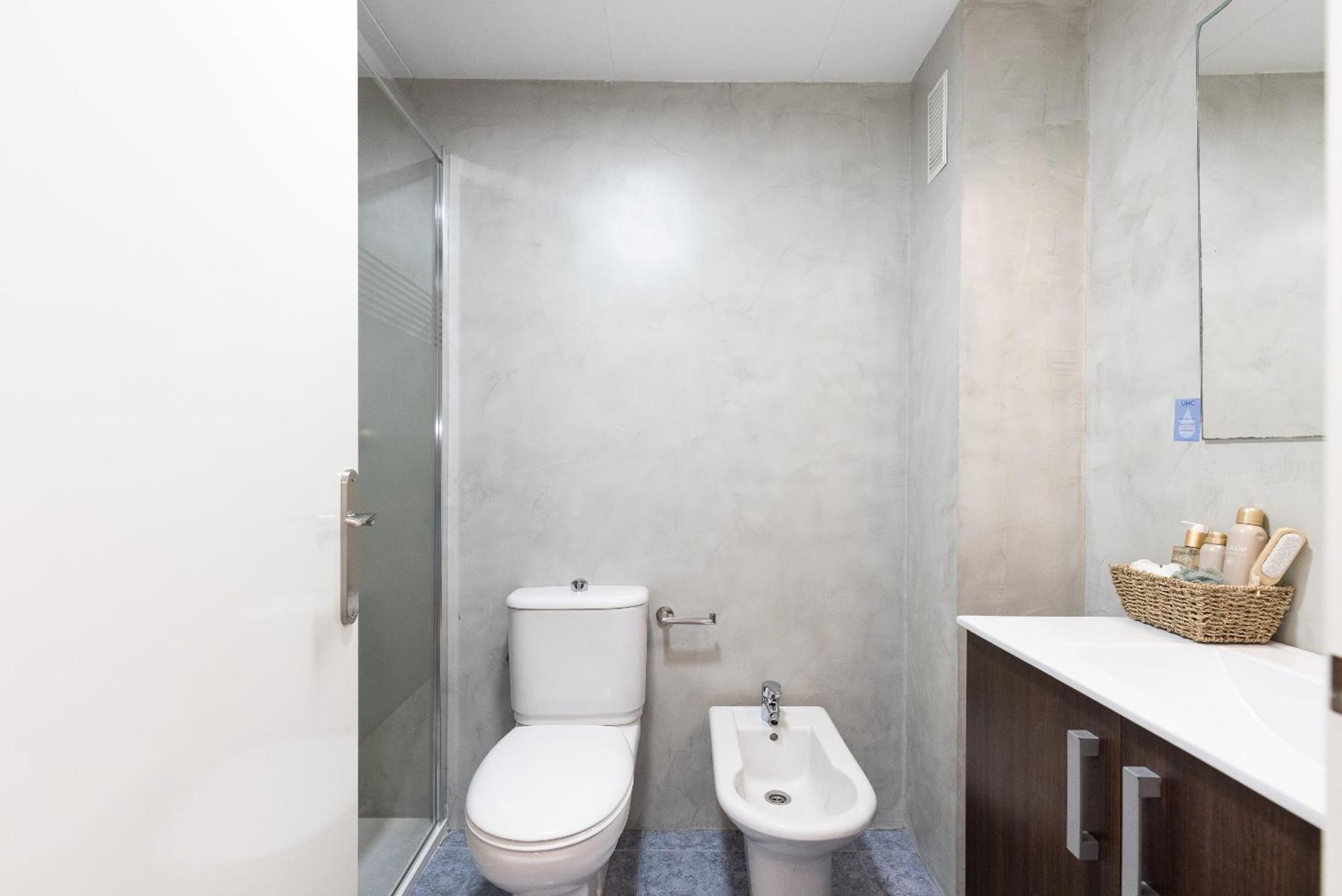 Uhc Larimar Family Complex Superior Apartment