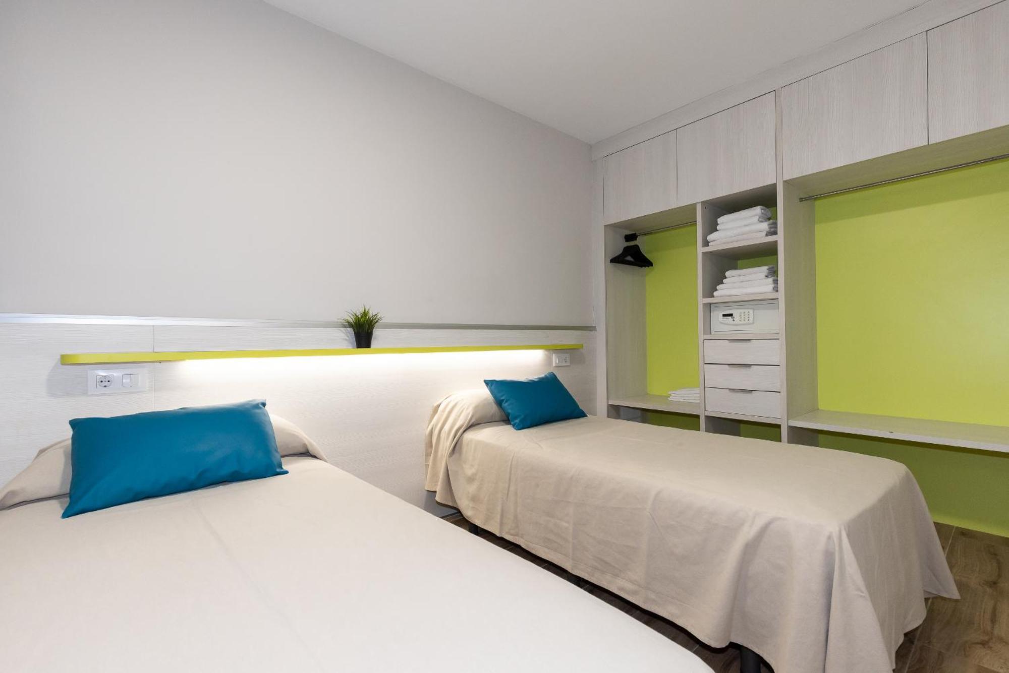Apartment Rentalmar Zahara Family *
