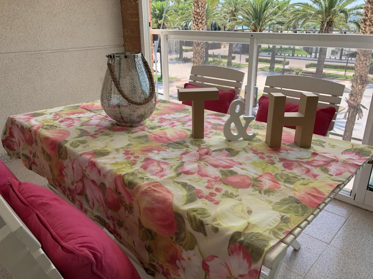 T&h Center Family Apartamento Salou
