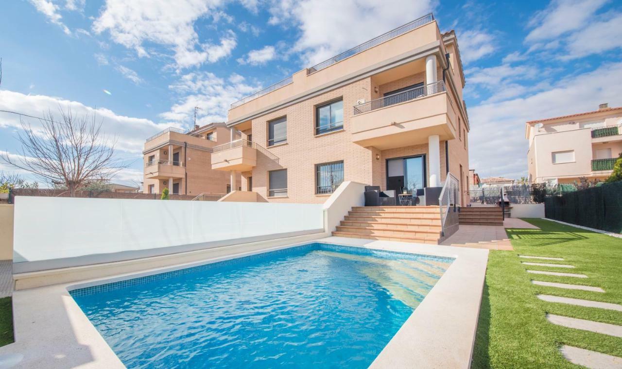 Private Pool & Jacuzzi Salou