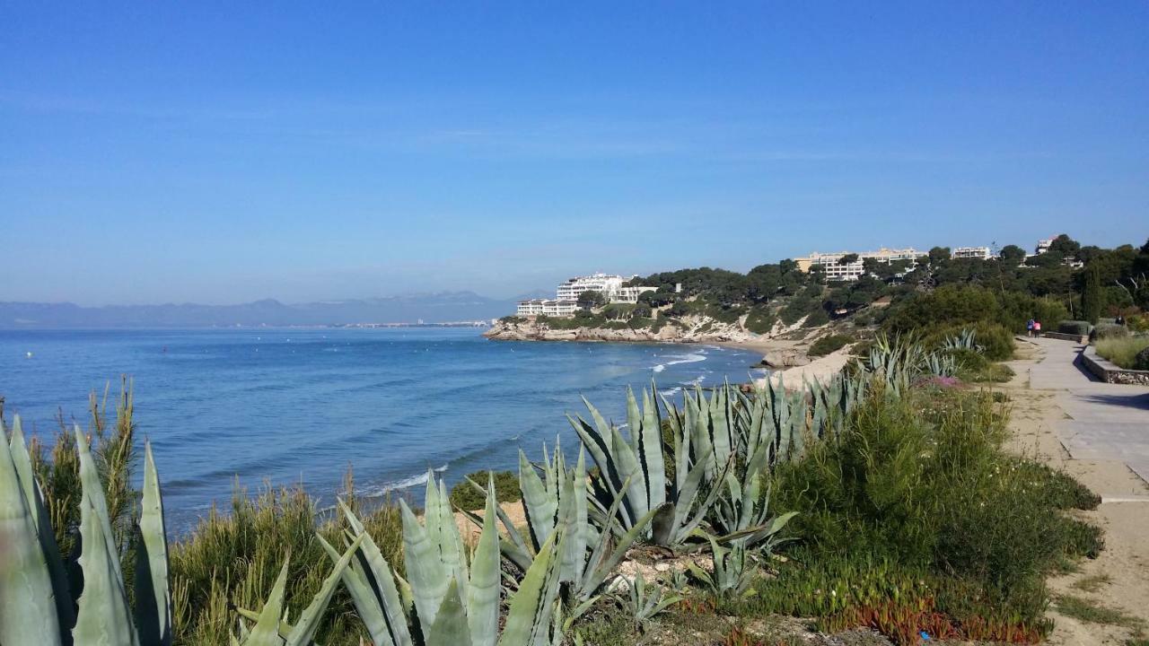 Baje A La Playa En Ascensor Salou
