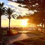 Renovado apartamento en zona residencial a pasos del mar
