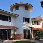 Villa Singular En Salou. Piscina Y Jardin Privados