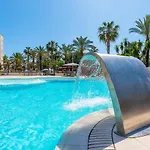 Rentalmar Salou Playa Family Suites & Pool