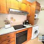 Indasol Apartments, climatizado y con piscina