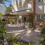 Casa Adosada Con Piscina Comunitaria Solo Familias No Grupos De Jovenes
