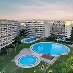 Salou-Danubio-Center-Pool-2Bed-Portavntura-Aa-Wifi17