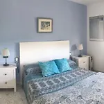Comfortable Apartment In Salou With Shared Pool 52 M²