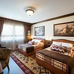 Portaventura Hotel Colorado Creek - Includes Unlimited Access To Portaventura Park & 1 Access To Ferrari Land