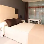 Aparthotel Four Elements Suites