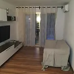 Apartment On Calle De Murillo 5