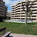 Bonito Apartamento Con Varias Piscinas
