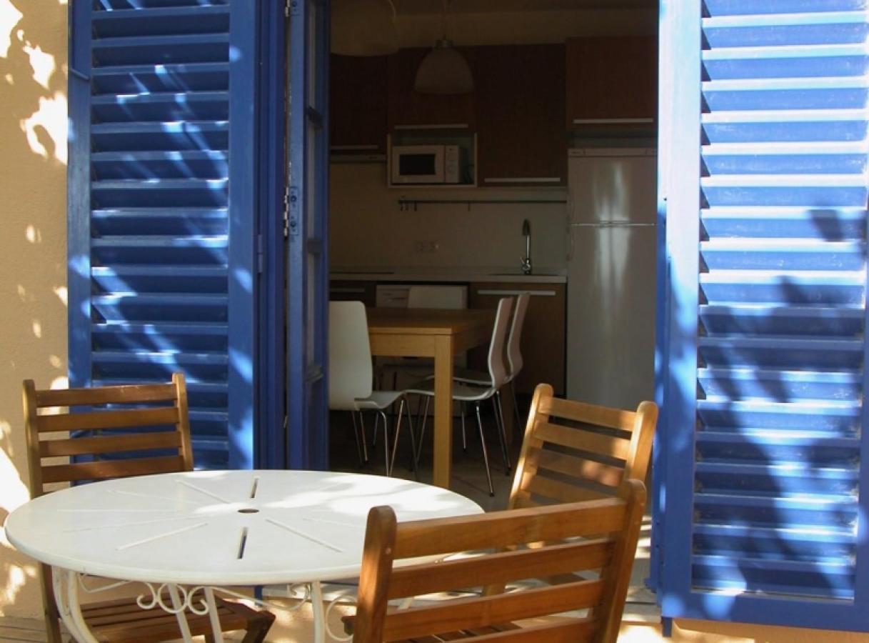 1 - House -garden In Front Of The - Ferrari Land Salou