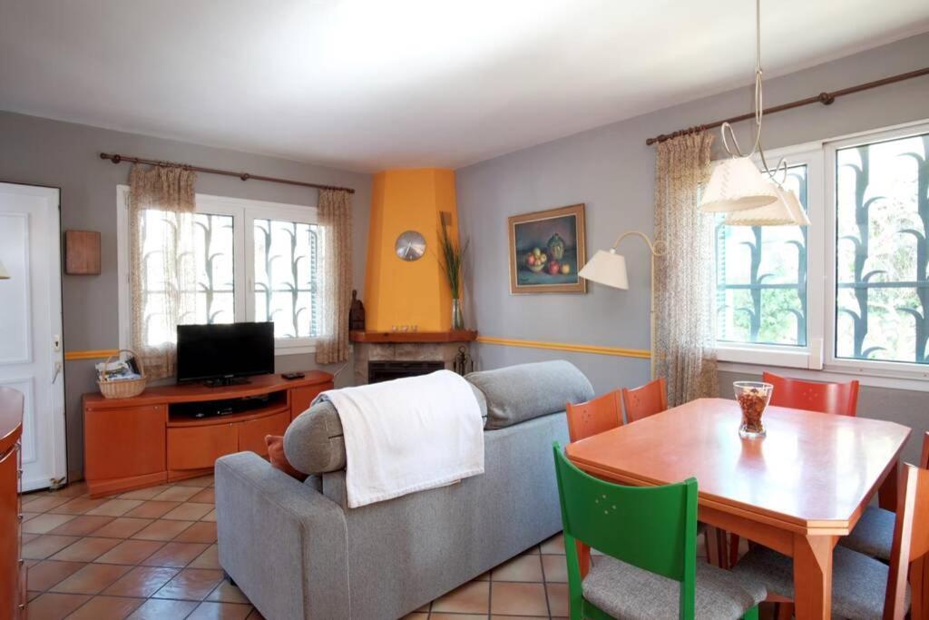Vakantiehuis La Casa Del Bosc, Playa Y Golf - *