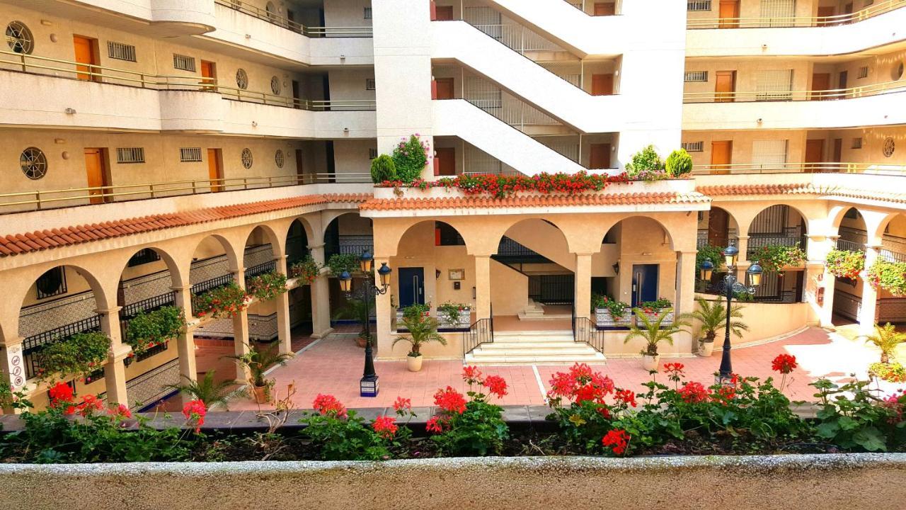 2 Bedrooms With Shared Pool Furnished Garden And Wifi At 1 Km Away From The Beach * Salou
