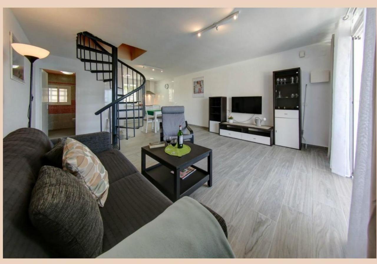 Ole Ole Apartment