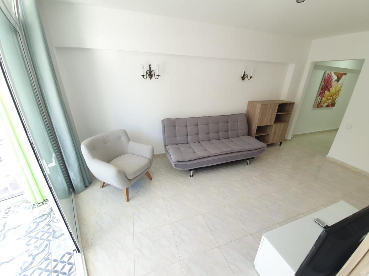 Apartment Near The Sea For 4 People Salou