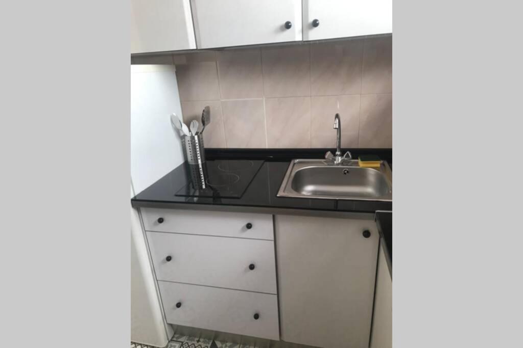 Apartamento Al Lado De Playa: Bonito Apartamento, Wifi *