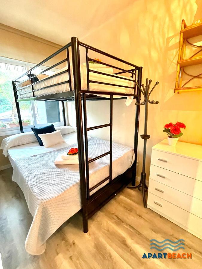 Apartbeach Sayonara 125 Climatizado Y Piscina * Salou