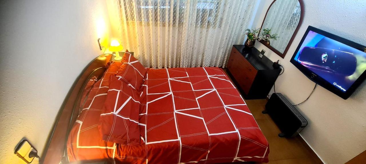 Apartment Marathon Center Near Port Aventura