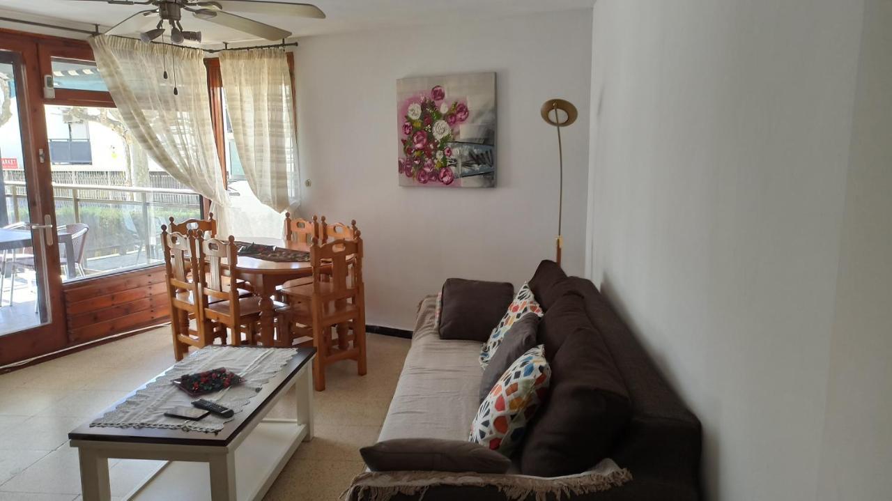 Apartamento En Salou, 1Ra. Linea De Mar Apartment *