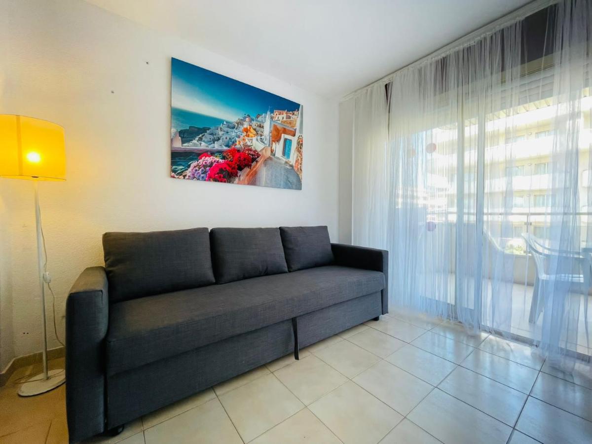 Apartment Carlo's Village, Relax Piscina Y A 5 Minutos De La Playa *