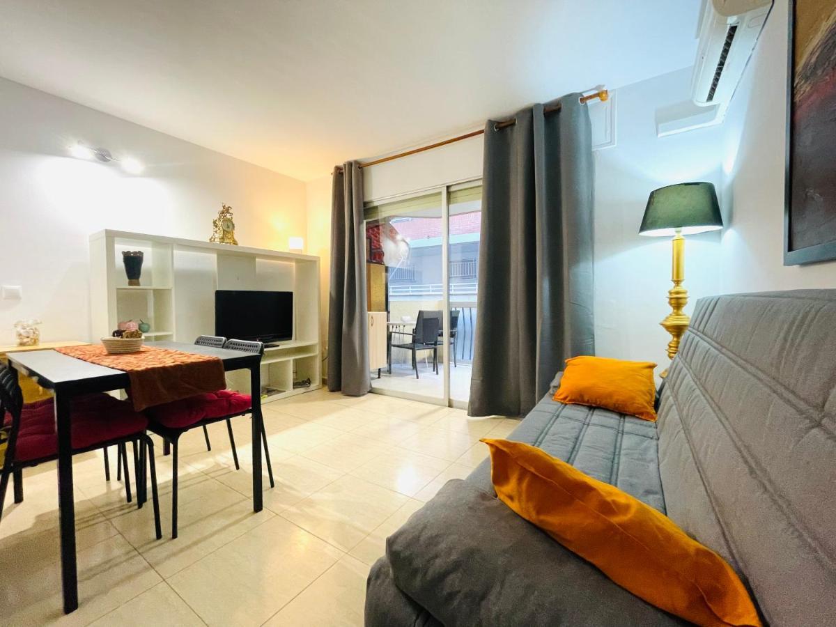 Renovado En Zona Residencial A Pasos Del Mar