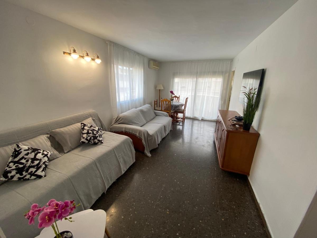 Lovely One Bedroom With Terrace And Pool Apartment