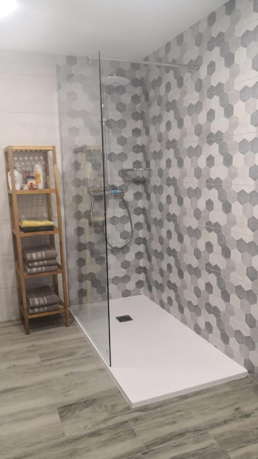 Apartment Beautiful In With Pool Access *