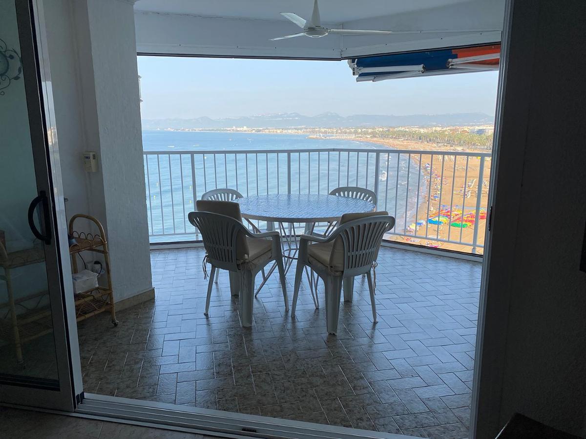 Spacieux, Front De Mer, Vue Splendide Apartment Salou