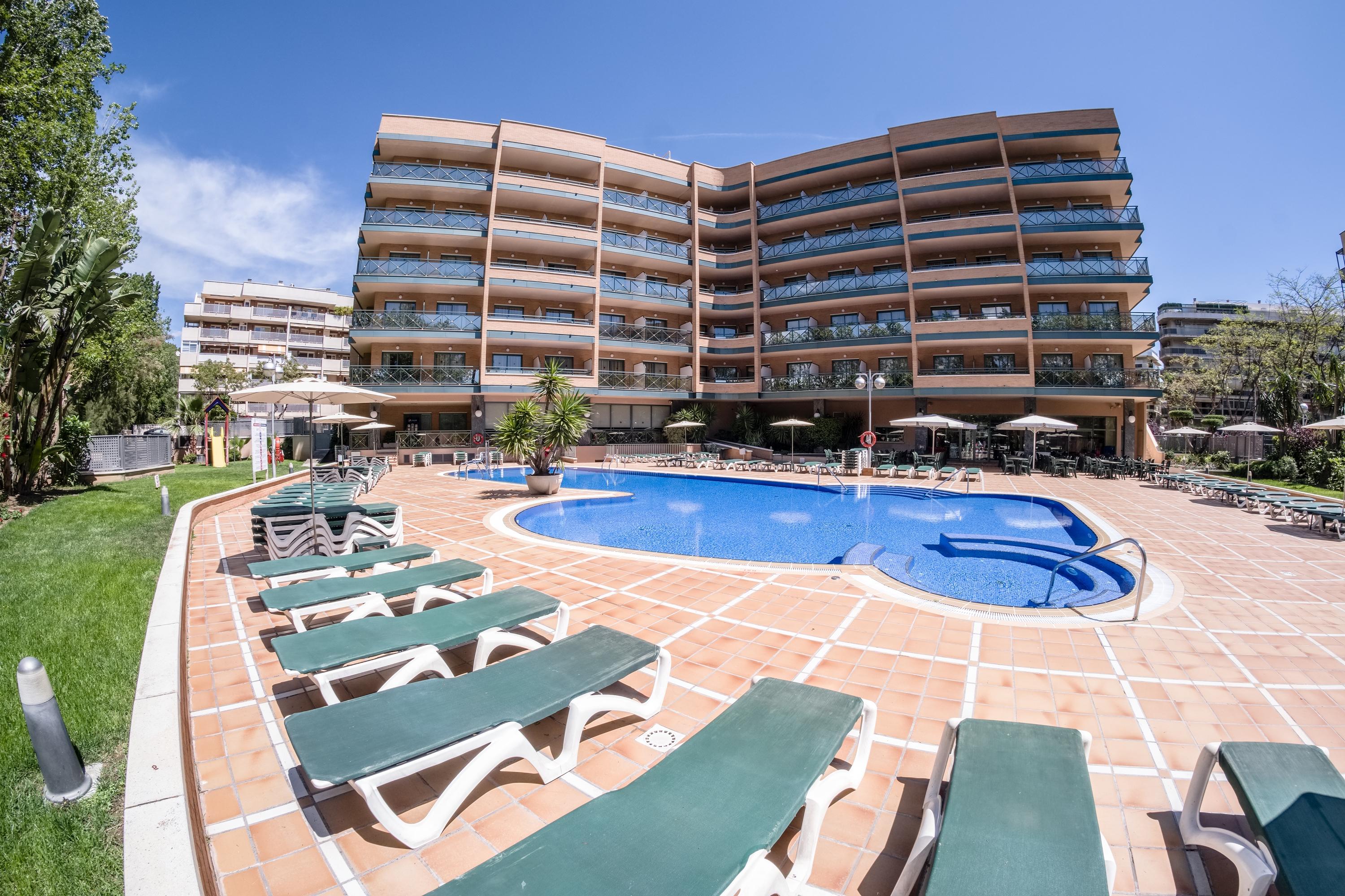 Hotel California Palace 4*