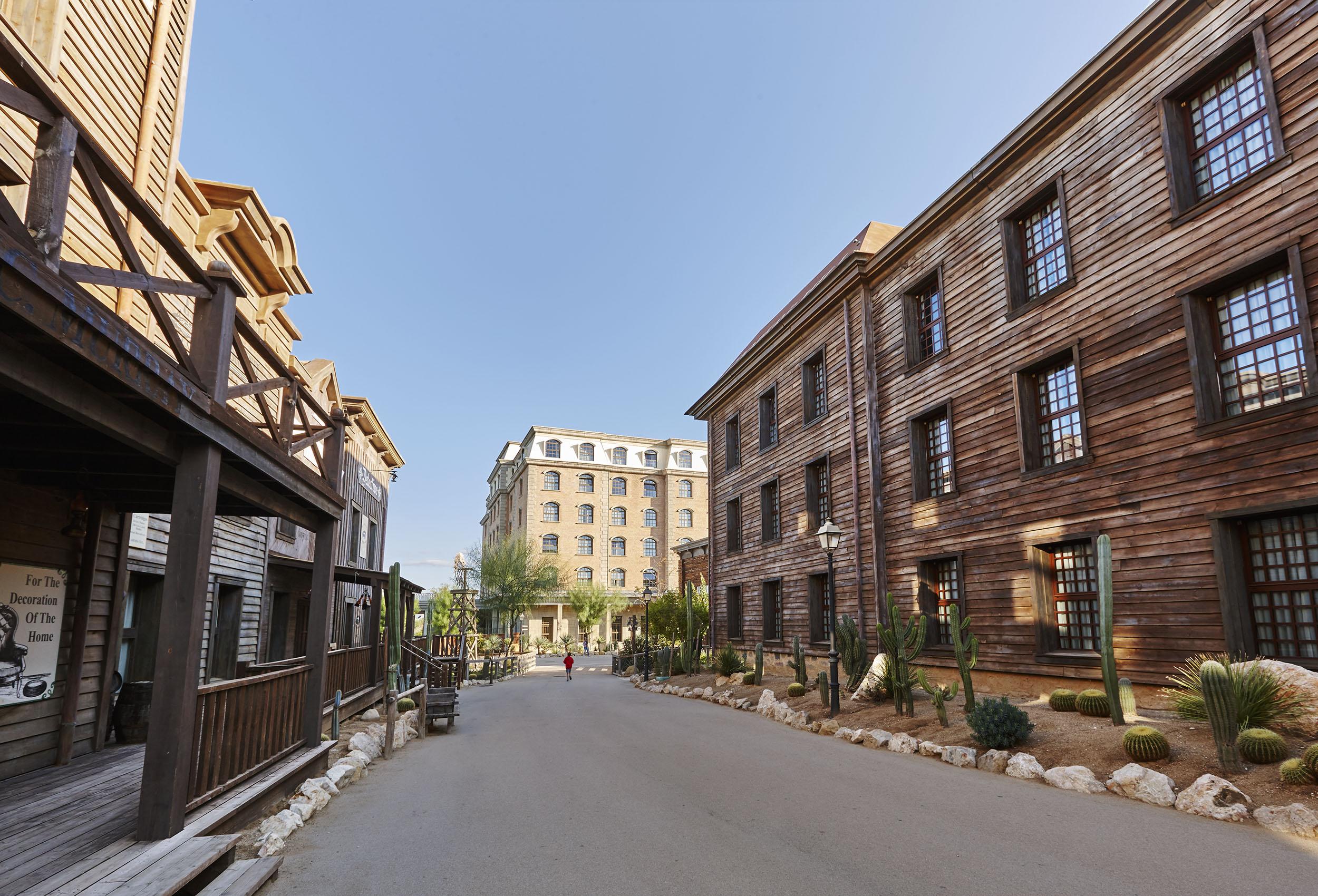 Portaventura Gold River - Includes Unlimited Access To Portaventura Park & 1 Access To Ferrari Land Hotel