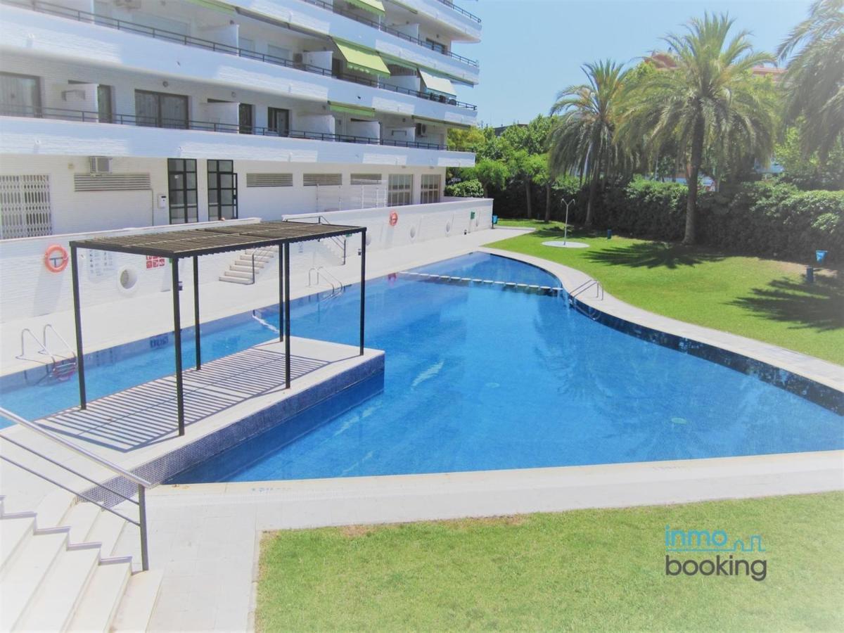 Cannes Center, Con Vistas A La Piscina. Apartment