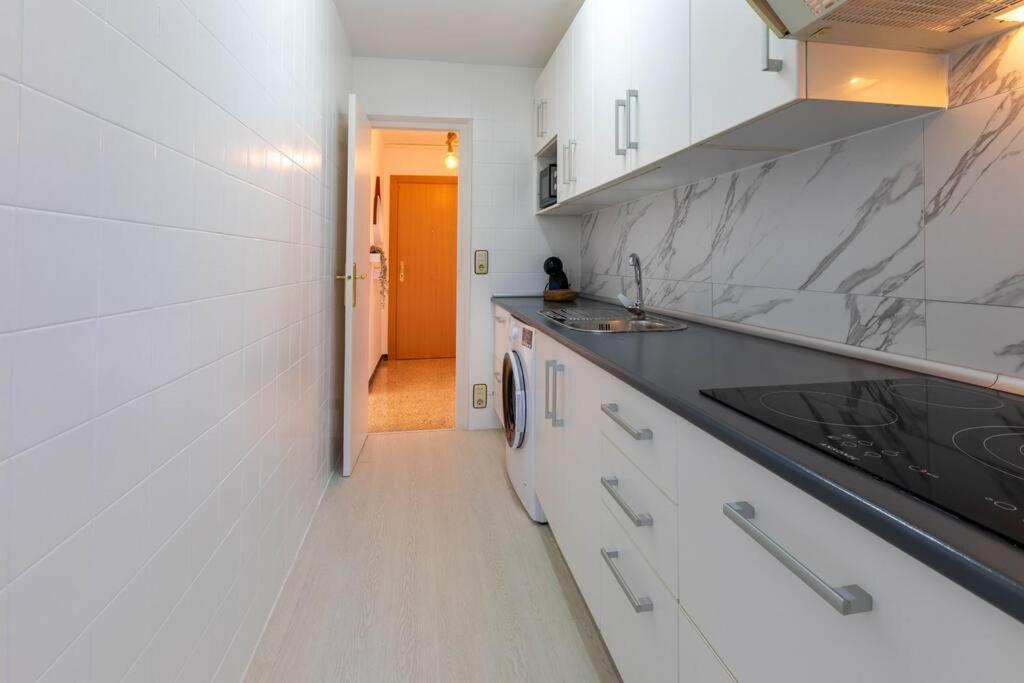 Just Oliver Holidays - Cye Vi Nude Cap Appartement Salou
