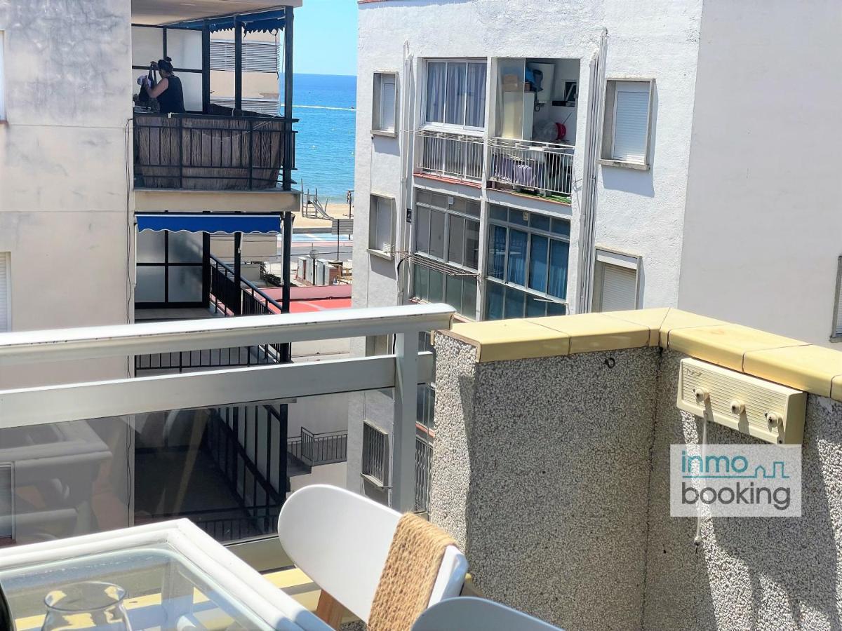 Belle , Con Parking Y A 130 De La Playa. Appartement