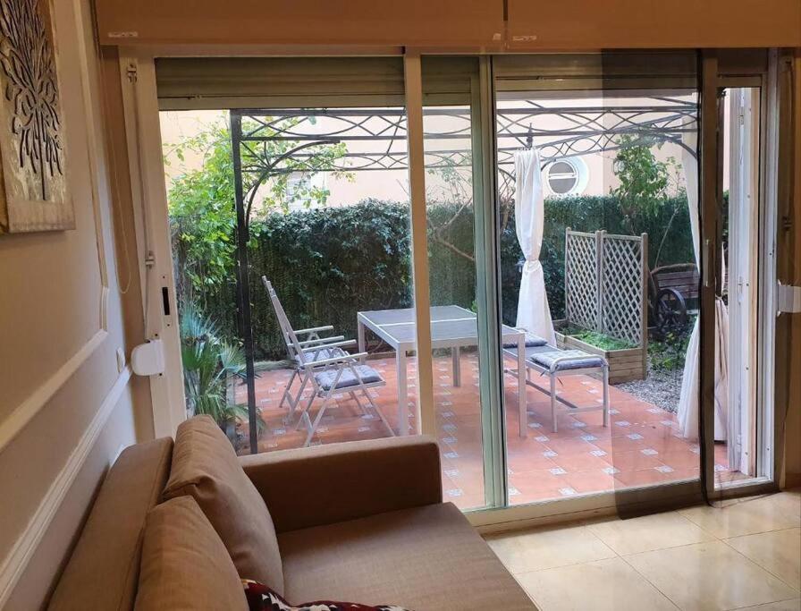 Golden Pineda Family Complex With Parking Salou