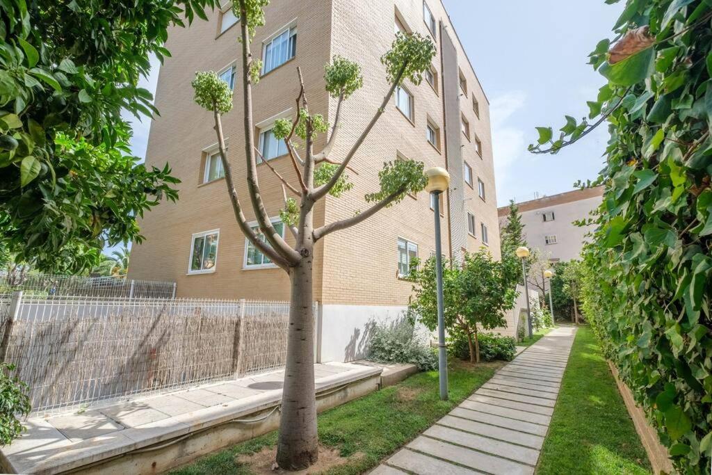 Apartment En Complejo Residencial, Con Piscina.