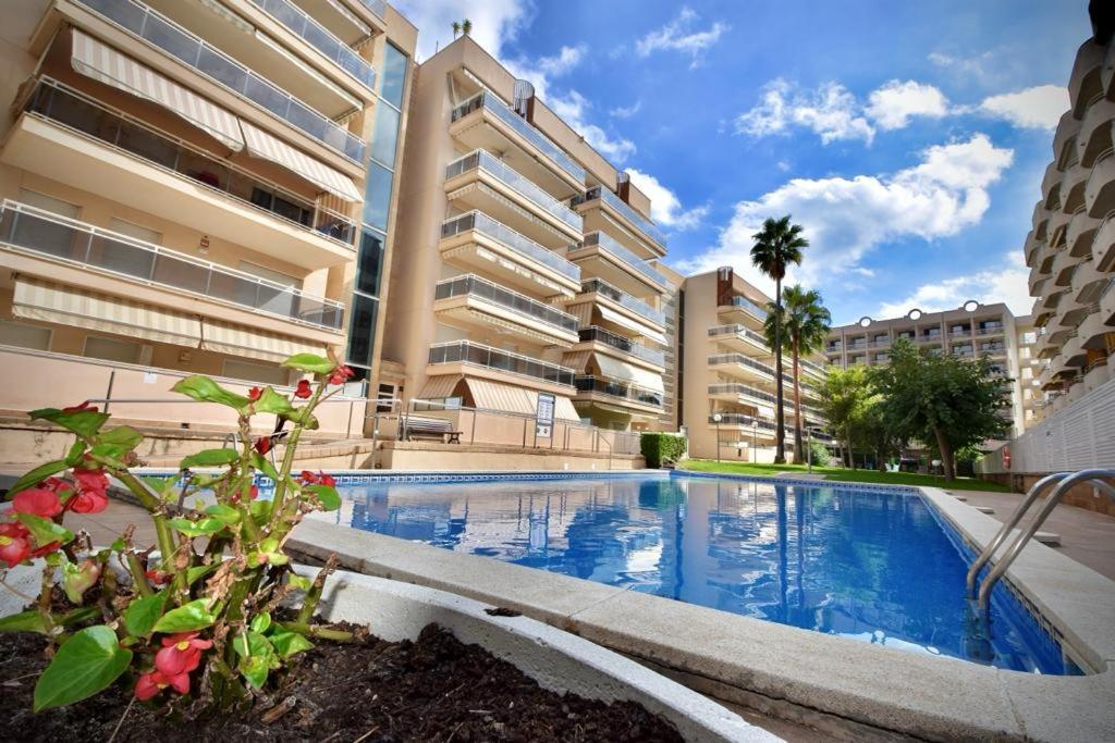 Ventura Park A-1 Apartment