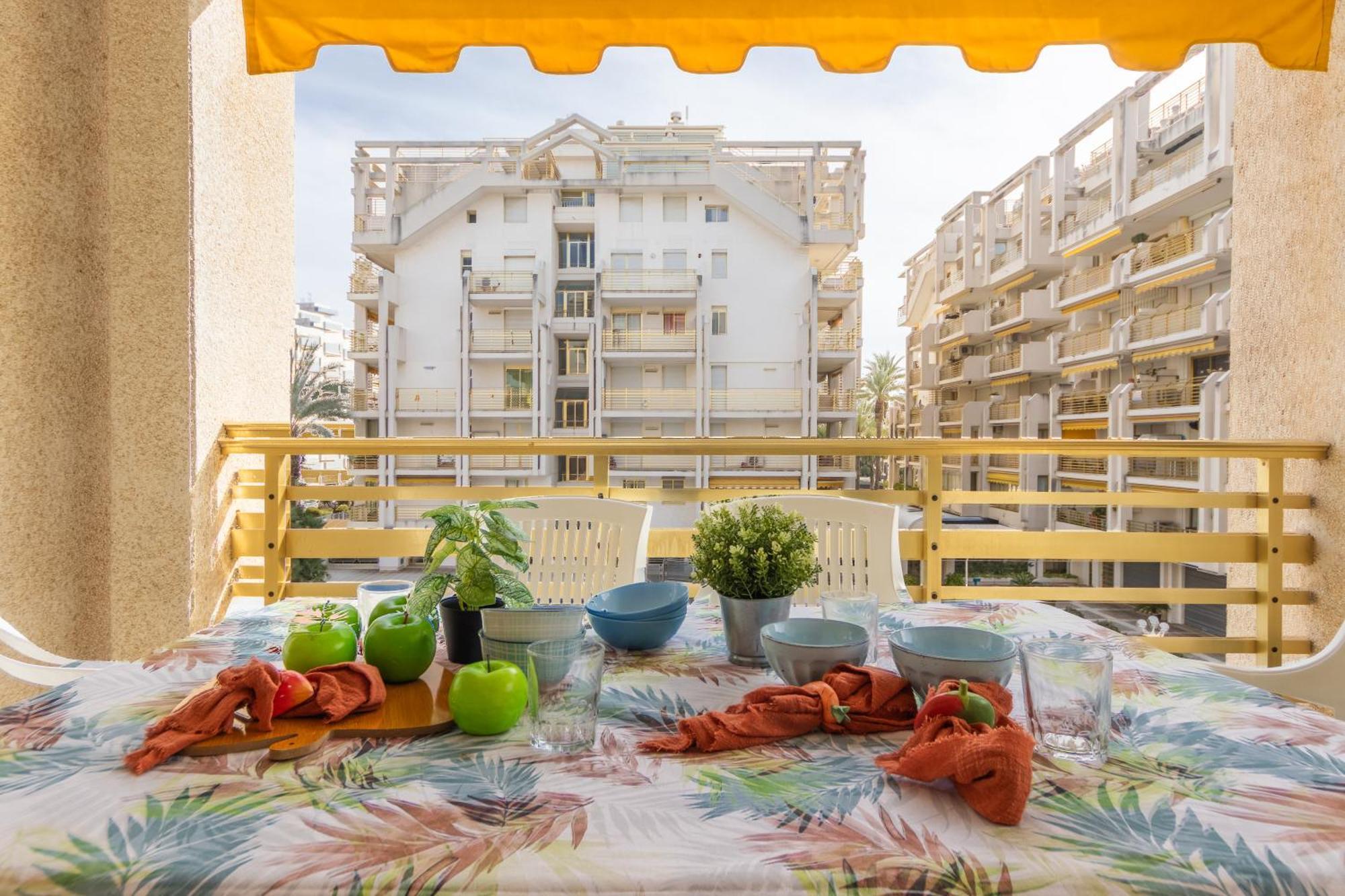 Novelty Ii 2 Arysal Apartamento *