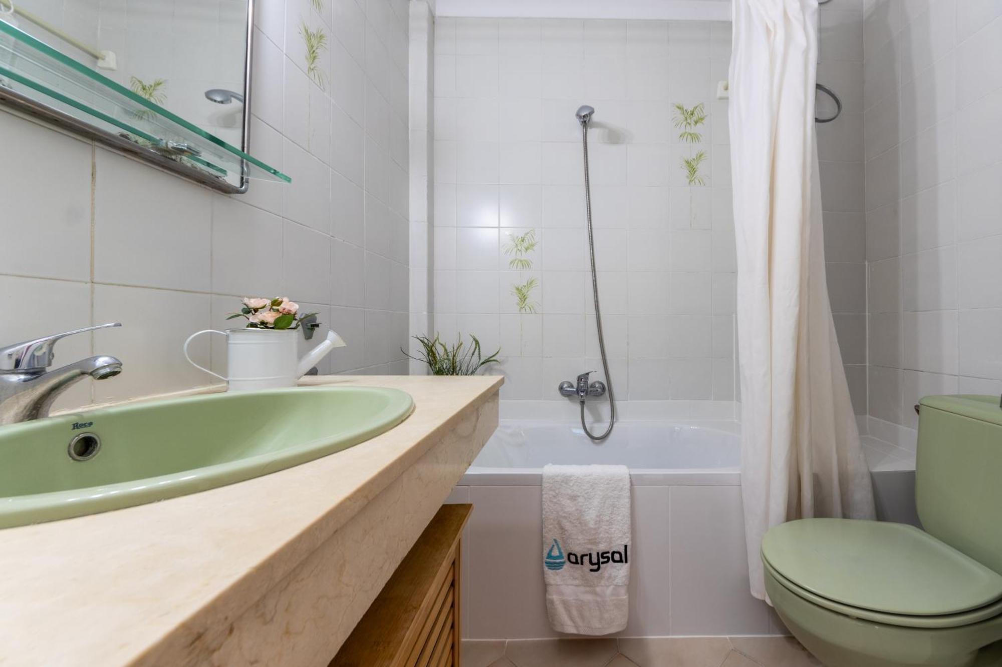 Apartment Novelty I Arysal 1