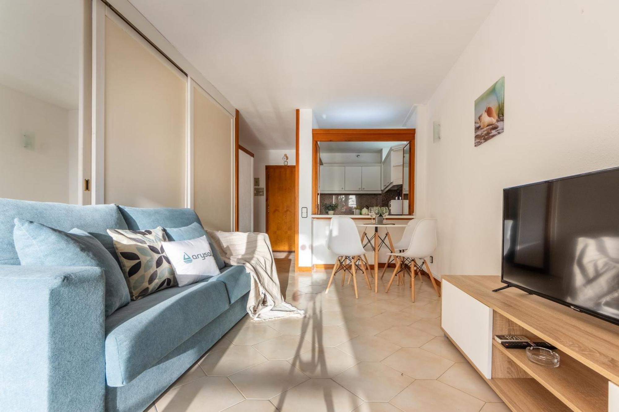 Novelty I Arysal 1 Apartment