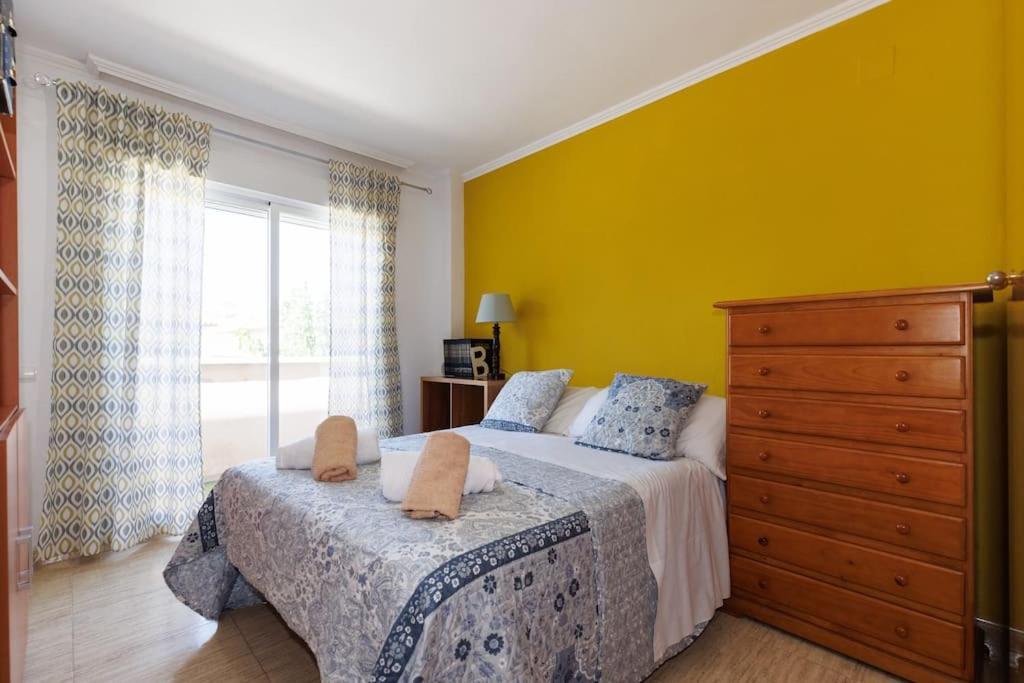 Vakantiehuis Adosado Con Jardin En Xalets De