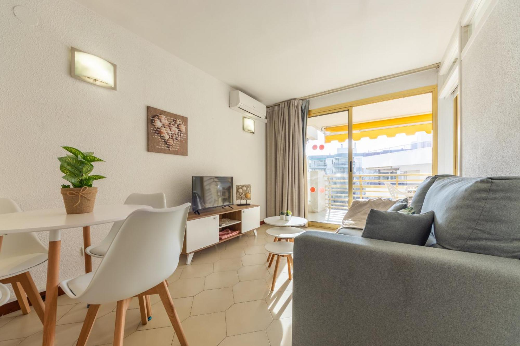 Novelty Ii Arysal 7 Apartment Salou