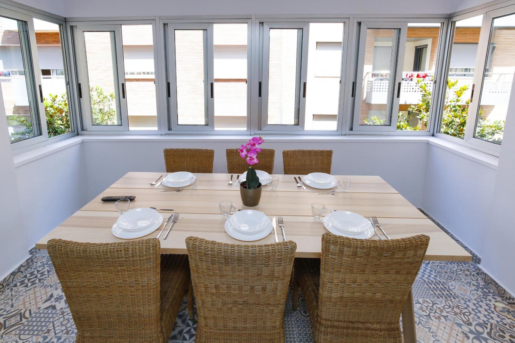 New Valencia I Planet Costa Dorada Apartment *