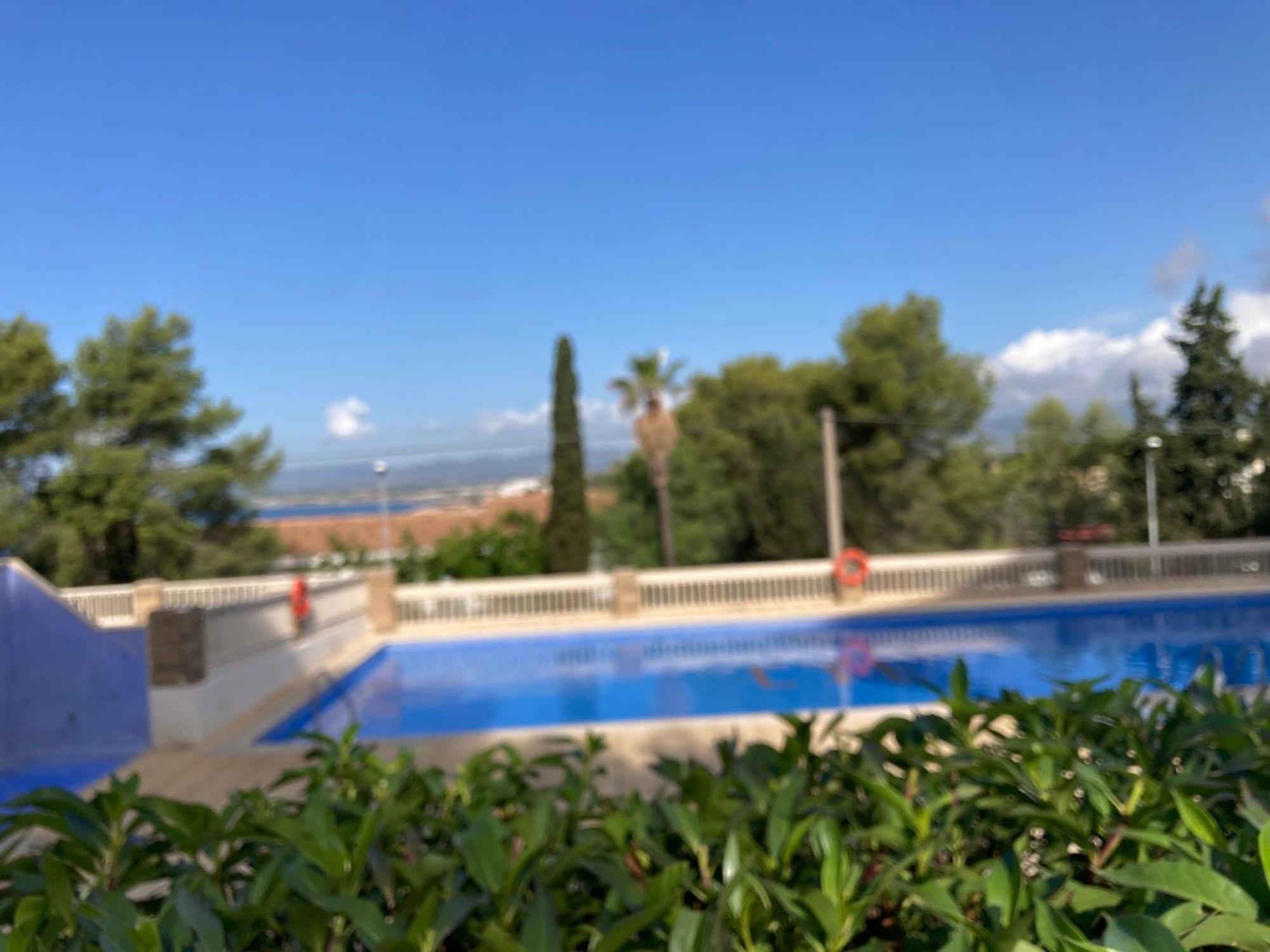 Vue Avec Piscine Et Wifi