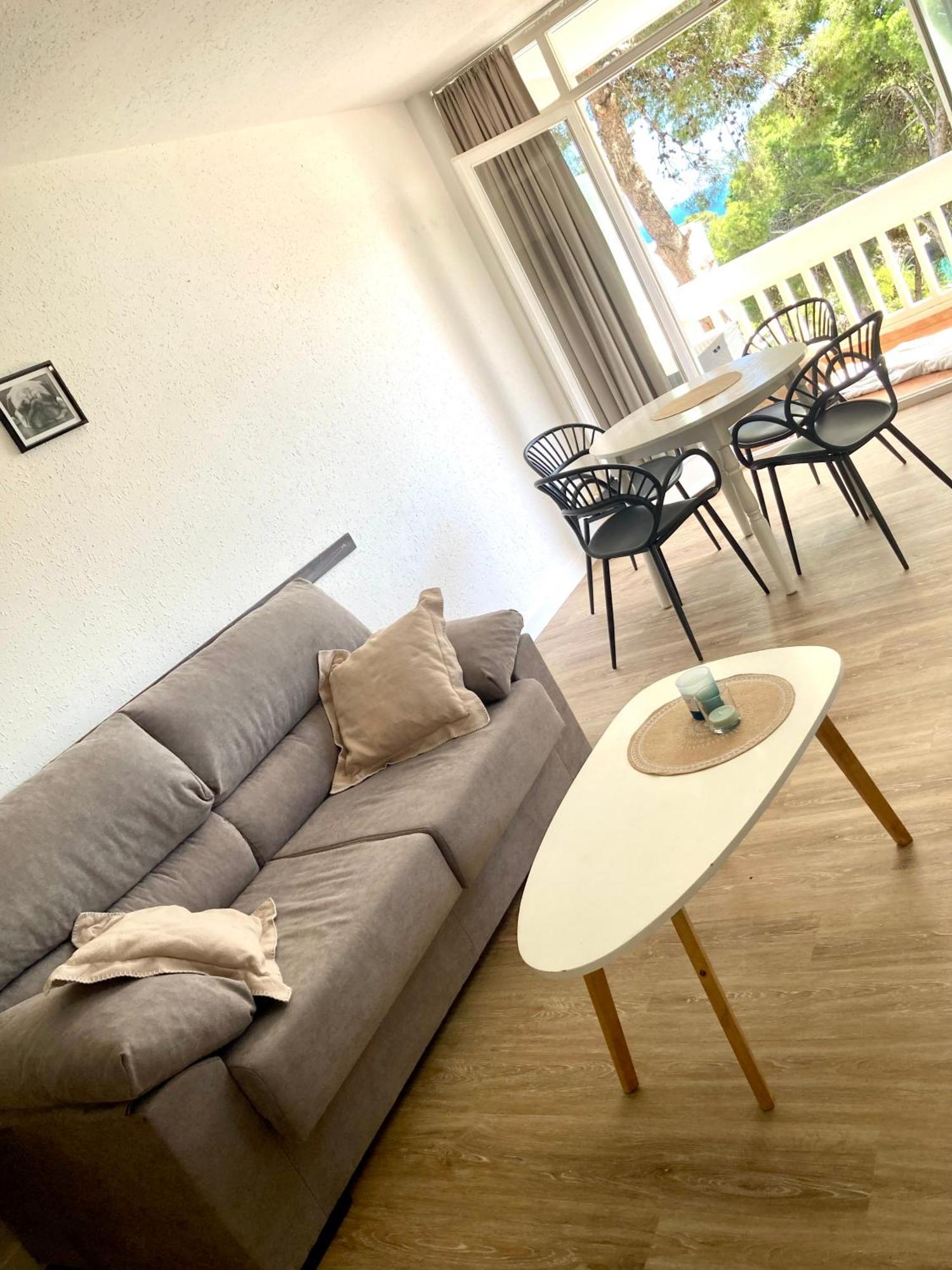 Vue Avec Piscine Et Wifi