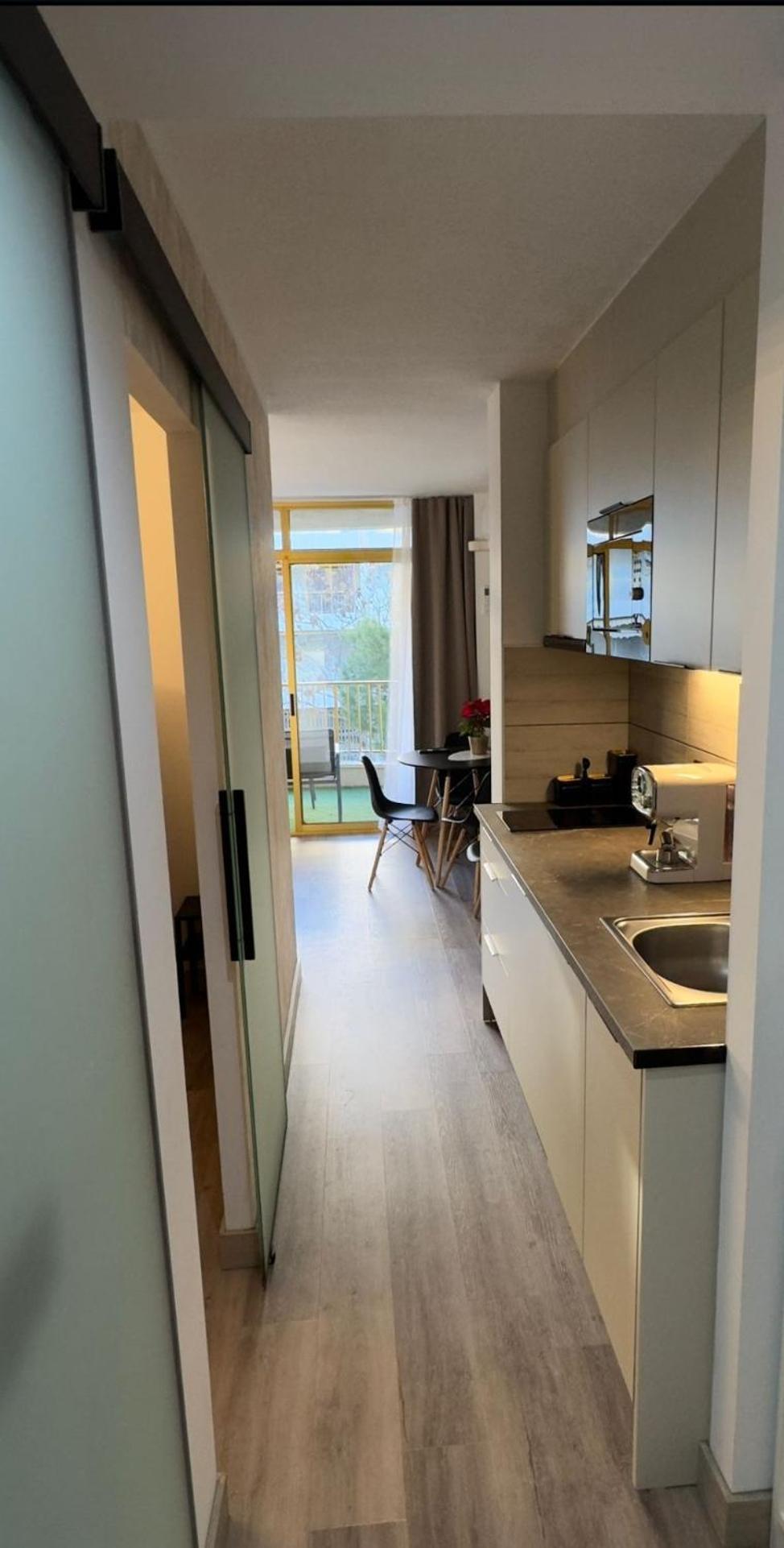 Appartement A Estrenar Preciosos Inter2, New Ln 12 Months Open! Self Check In! Reserva Garaje! Salou