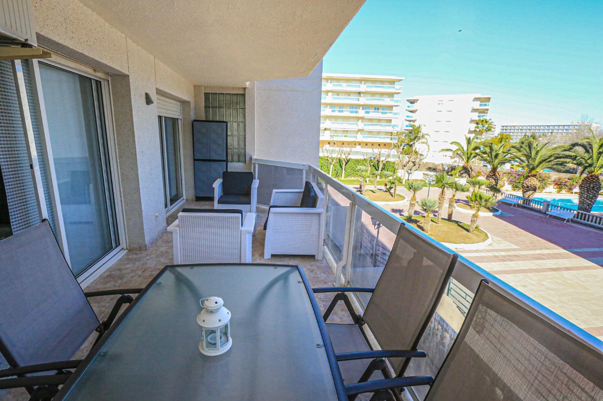 Litoral Costa Dorada - Living Park Only Families